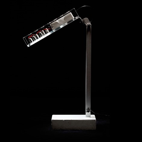 Table lamp